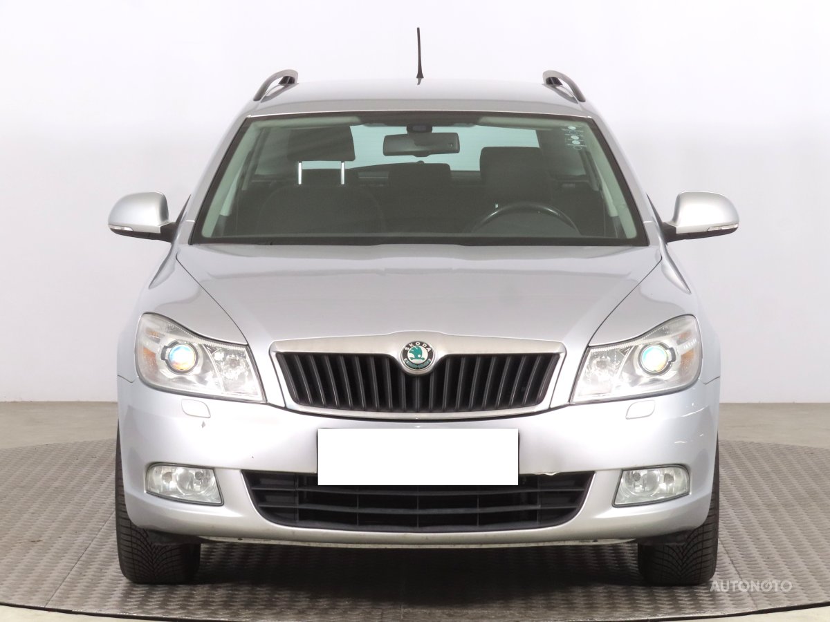 Škoda Octavia, 2012 - pohled č. 2