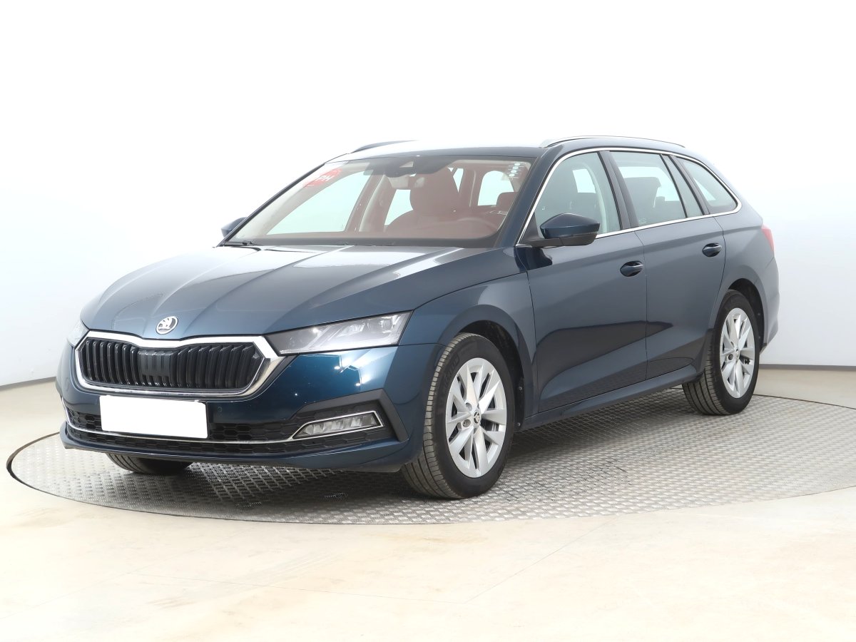 Škoda Octavia, 2023 - pohled č. 3