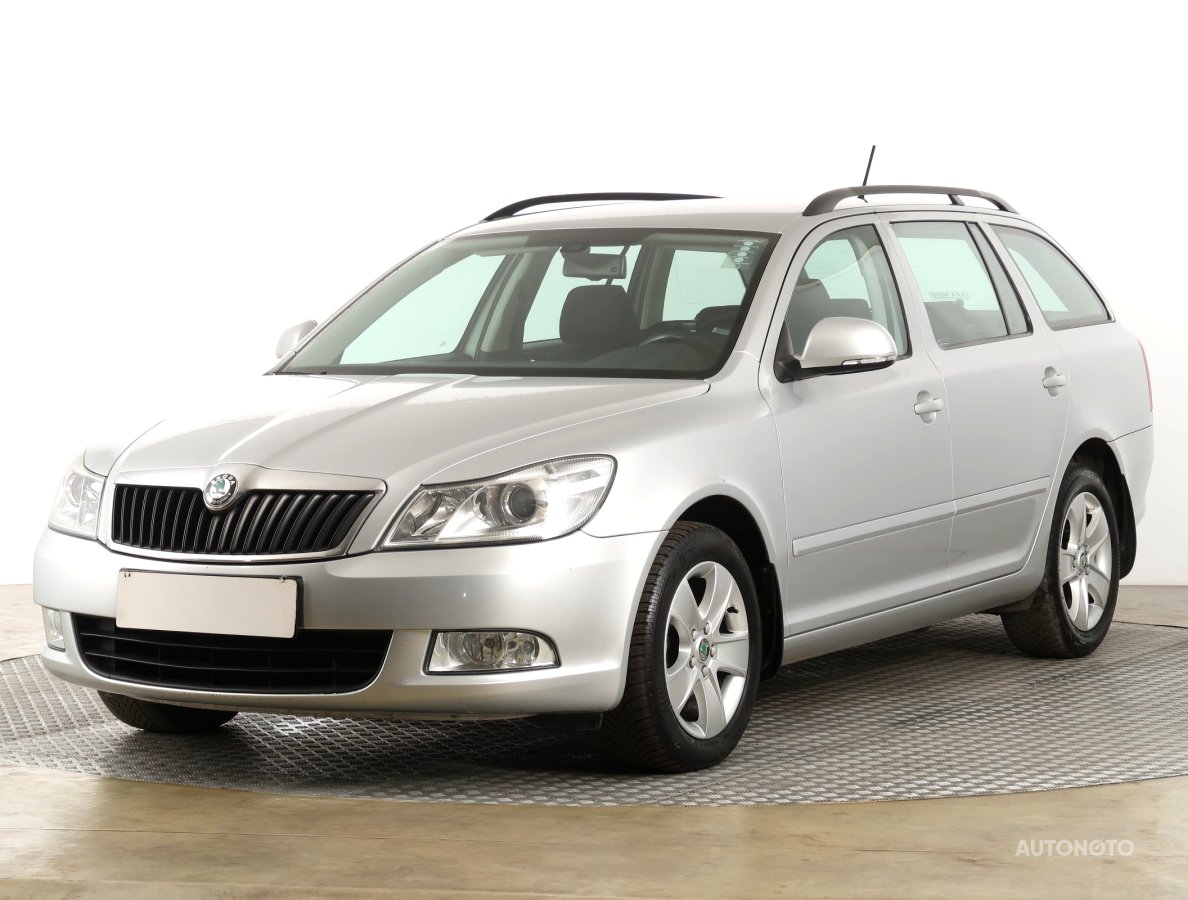 Škoda Octavia, 2011 - pohled č. 3