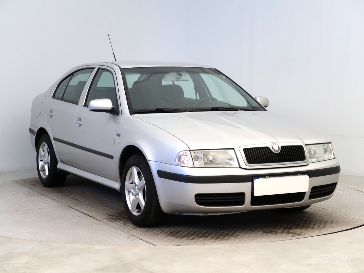 Škoda Octavia, 2004 - celkový pohled