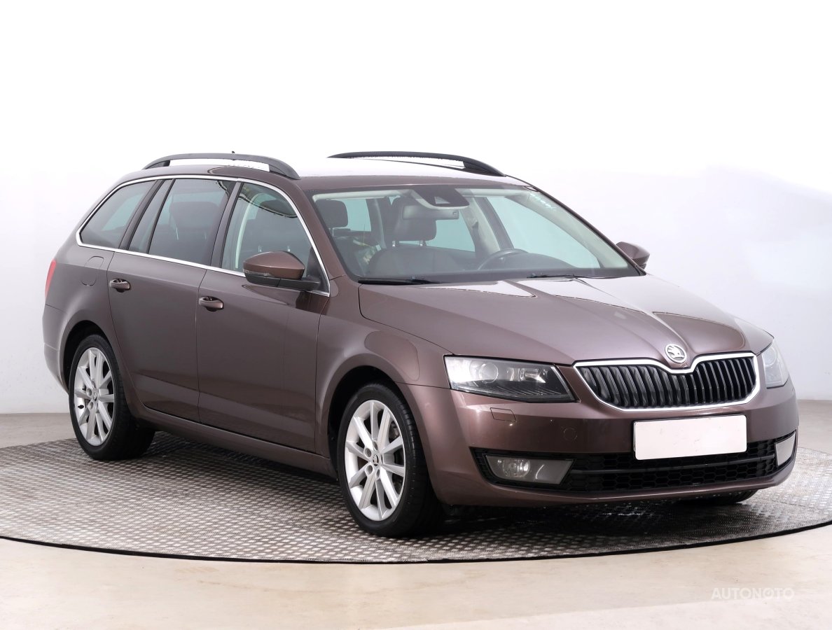 Škoda Octavia, 2013 - celkový pohled