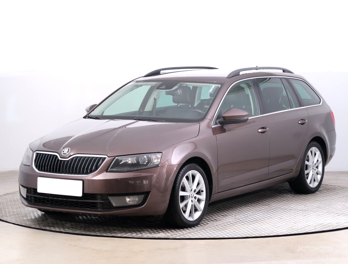Škoda Octavia, 2013 - pohled č. 3