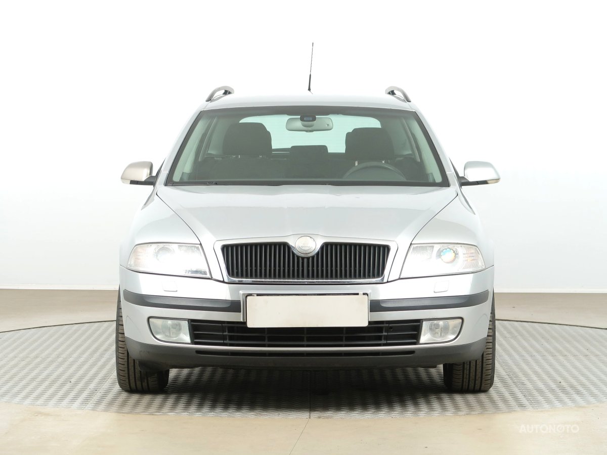 Škoda Octavia, 2008 - pohled č. 2