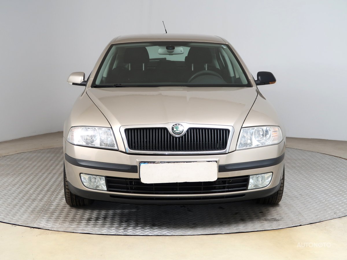 Škoda Octavia, 2006 - pohled č. 2