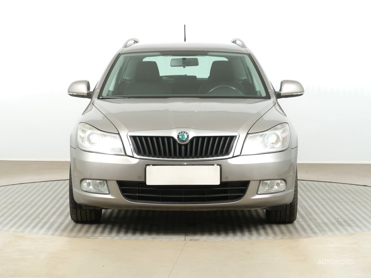 Škoda Octavia, 2011 - pohled č. 2