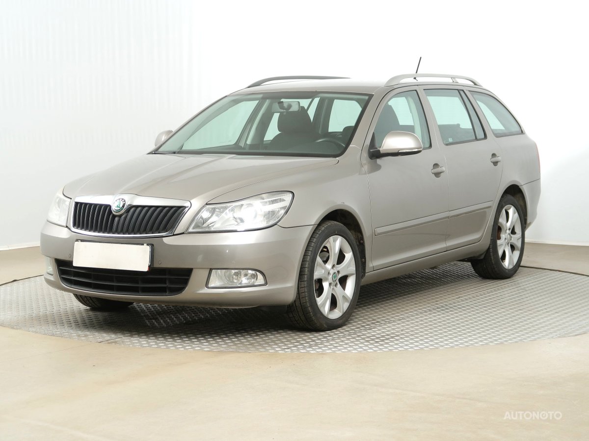 Škoda Octavia, 2011 - pohled č. 3