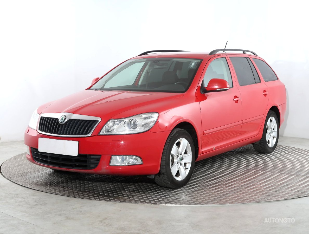 Škoda Octavia, 2012 - pohled č. 3