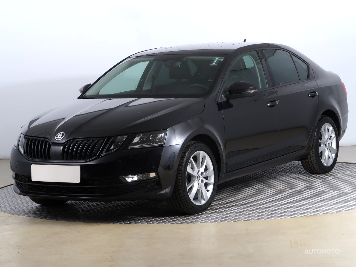 Škoda Octavia, 2019 - pohled č. 3