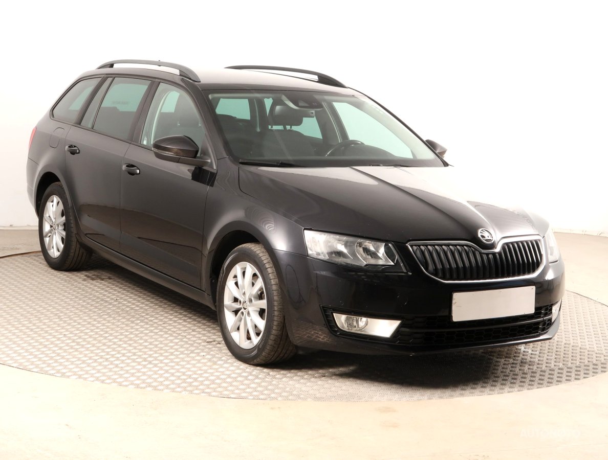 Škoda Octavia, 2013 - celkový pohled