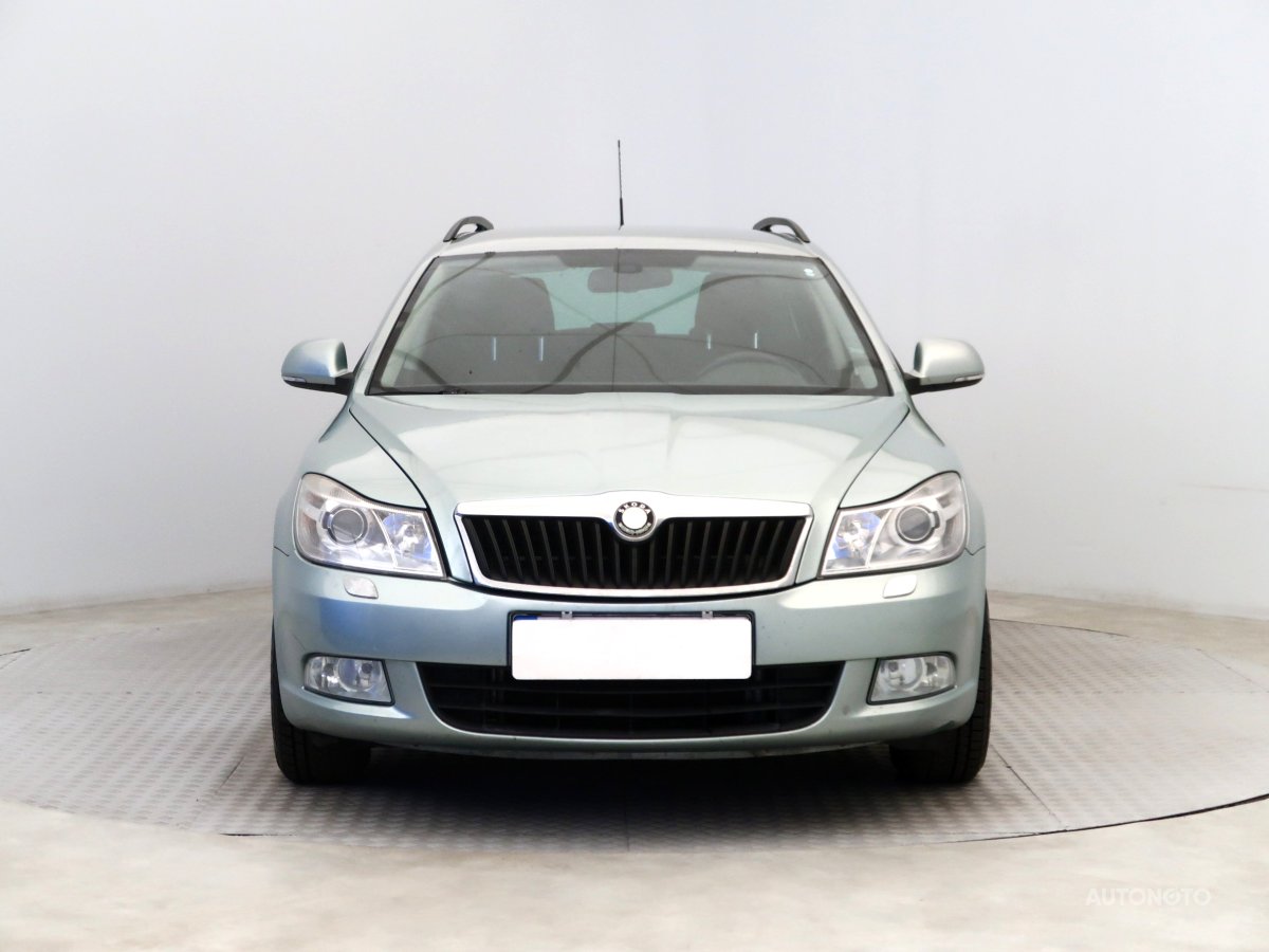 Škoda Octavia, 2009 - pohled č. 2