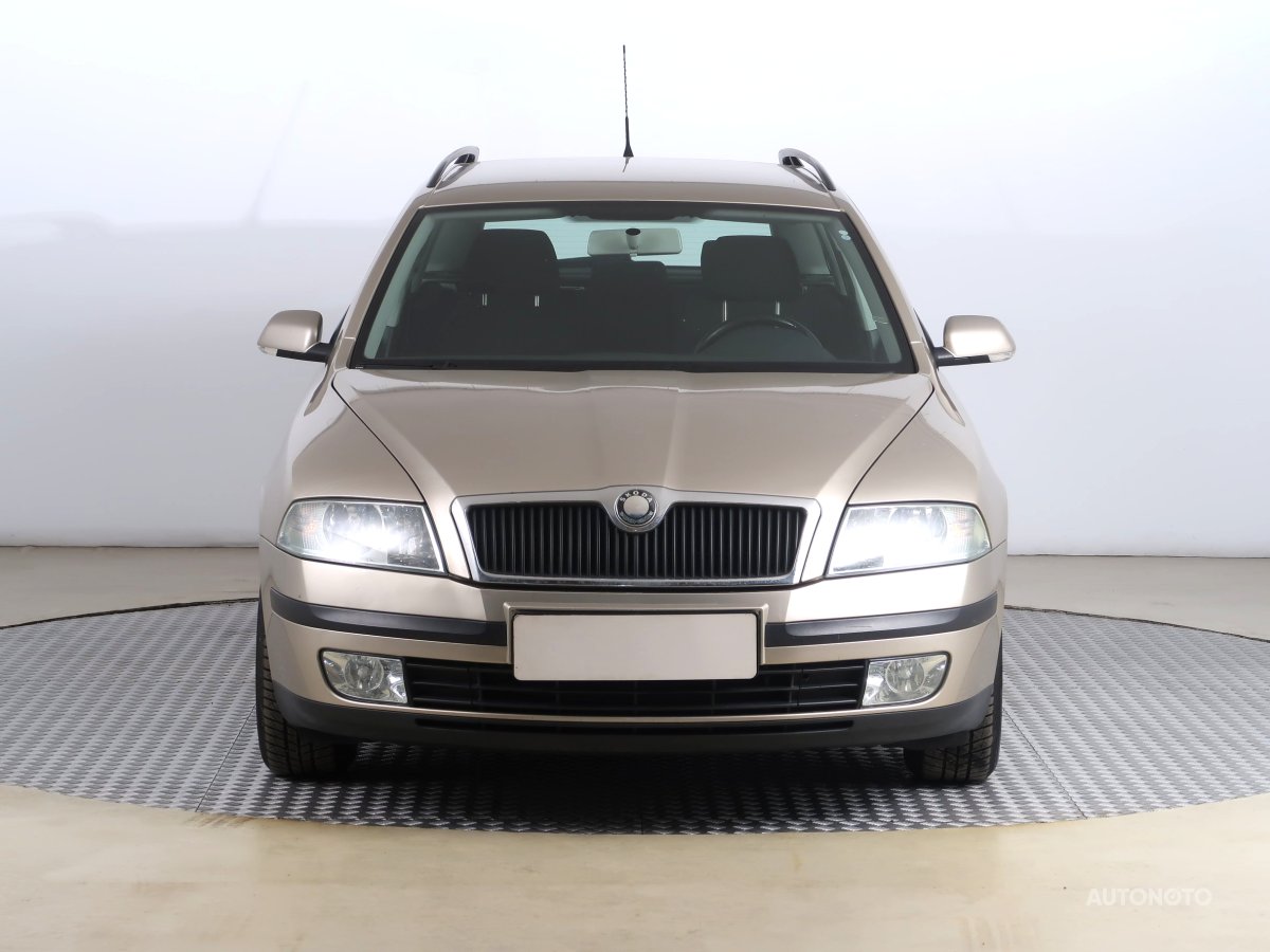 Škoda Octavia, 2006 - pohled č. 2