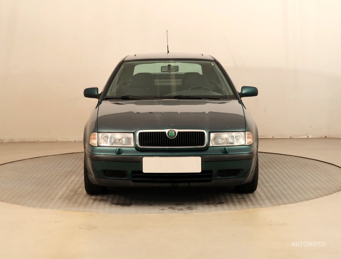 Škoda Octavia, 1998 - pohled č. 2