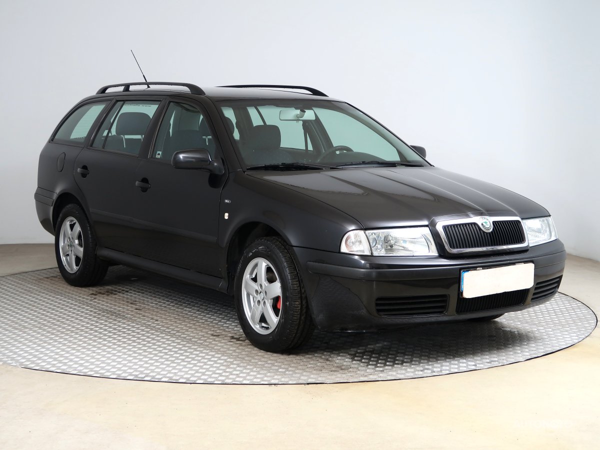 Škoda Octavia, 2001 - celkový pohled