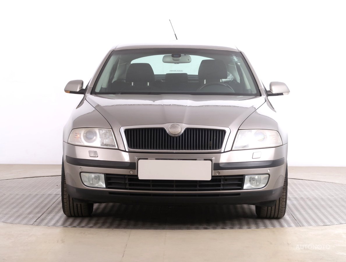 Škoda Octavia, 2008 - pohled č. 2