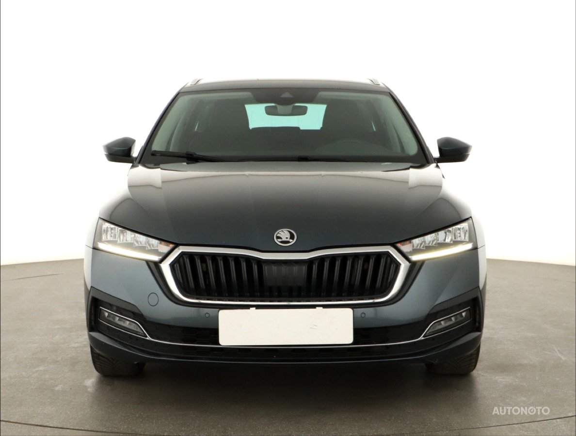 Škoda Octavia, 2021 - pohled č. 2
