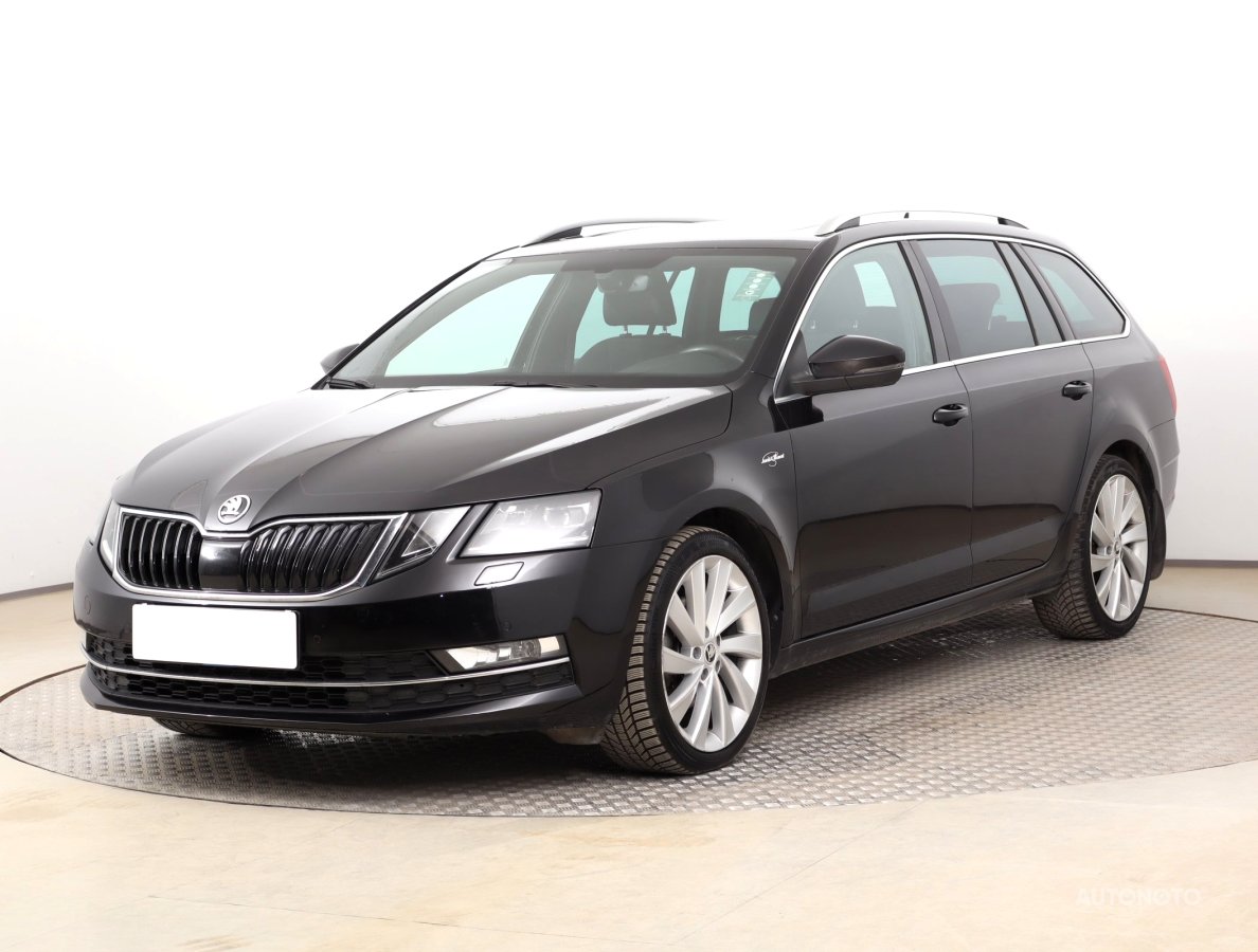 Škoda Octavia, 2019 - pohled č. 3