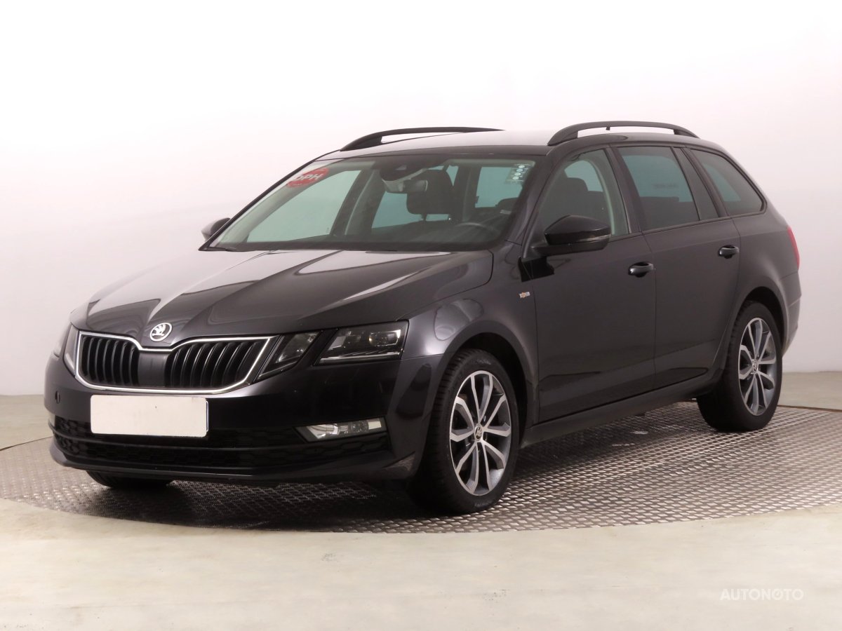 Škoda Octavia, 2019 - pohled č. 3