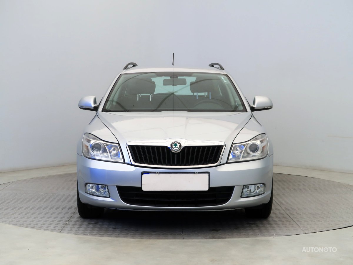 Škoda Octavia, 2012 - pohled č. 2