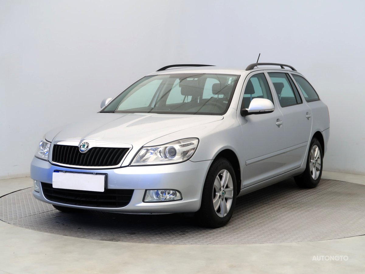 Škoda Octavia, 2012 - pohled č. 3