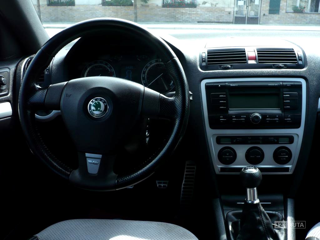 Škoda Octavia, 2007 - pohled č. 10