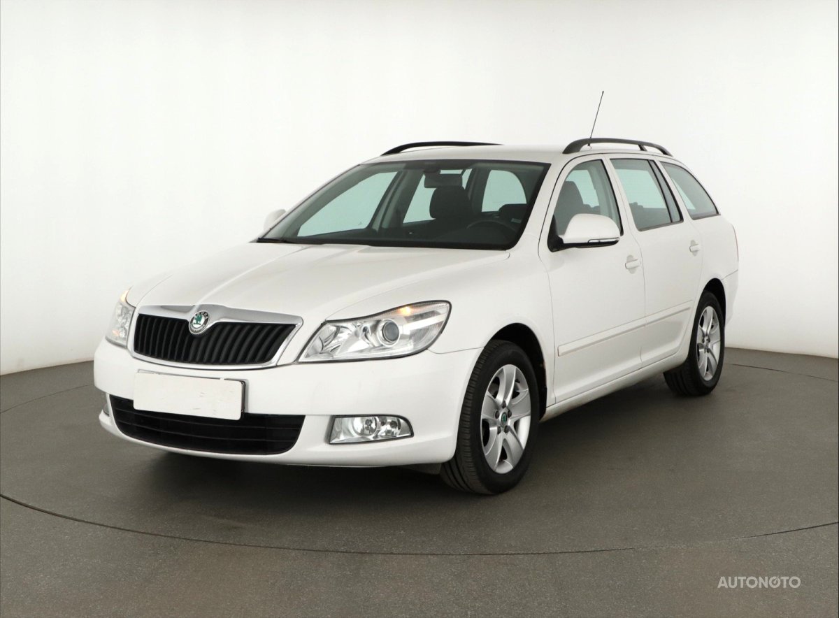 Škoda Octavia, 2011 - pohled č. 3