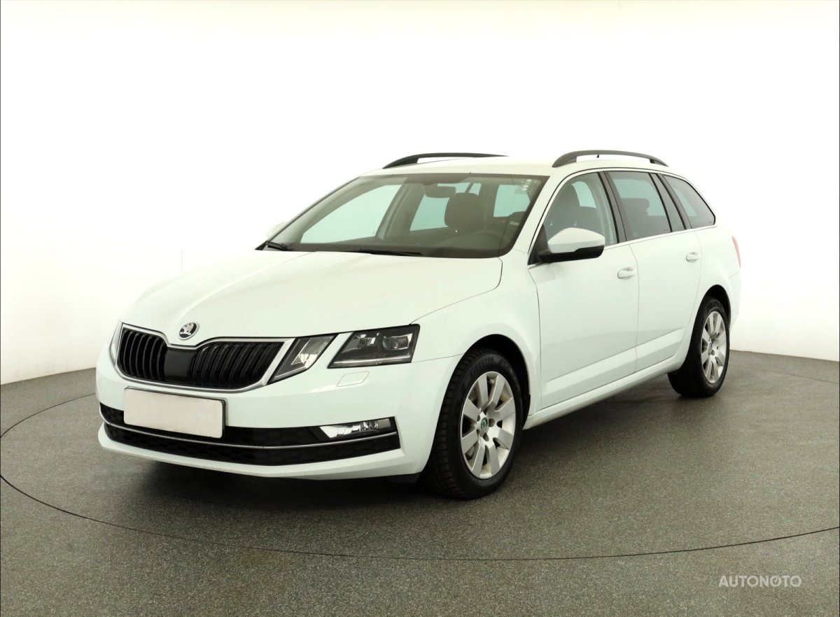 Škoda Octavia, 2017 - pohled č. 3
