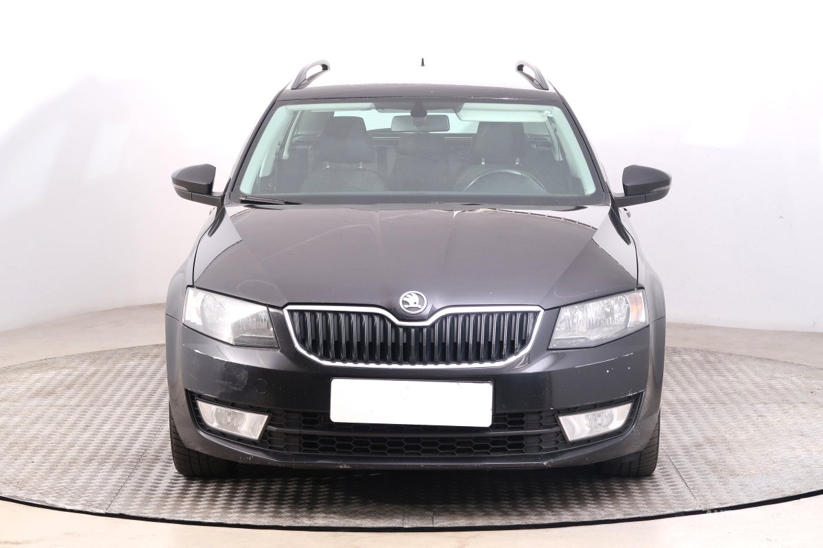 Škoda Octavia, 2014 - pohled č. 2