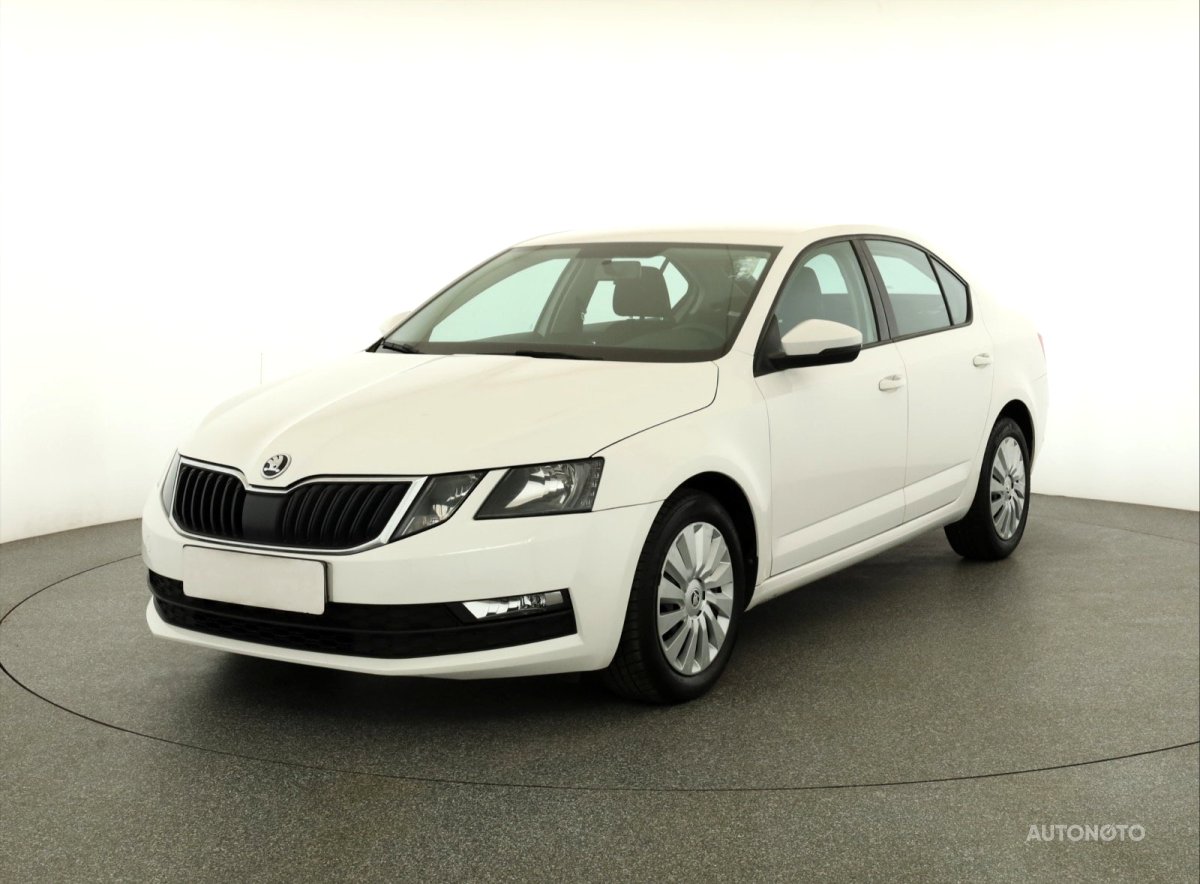Škoda Octavia, 2018 - pohled č. 3