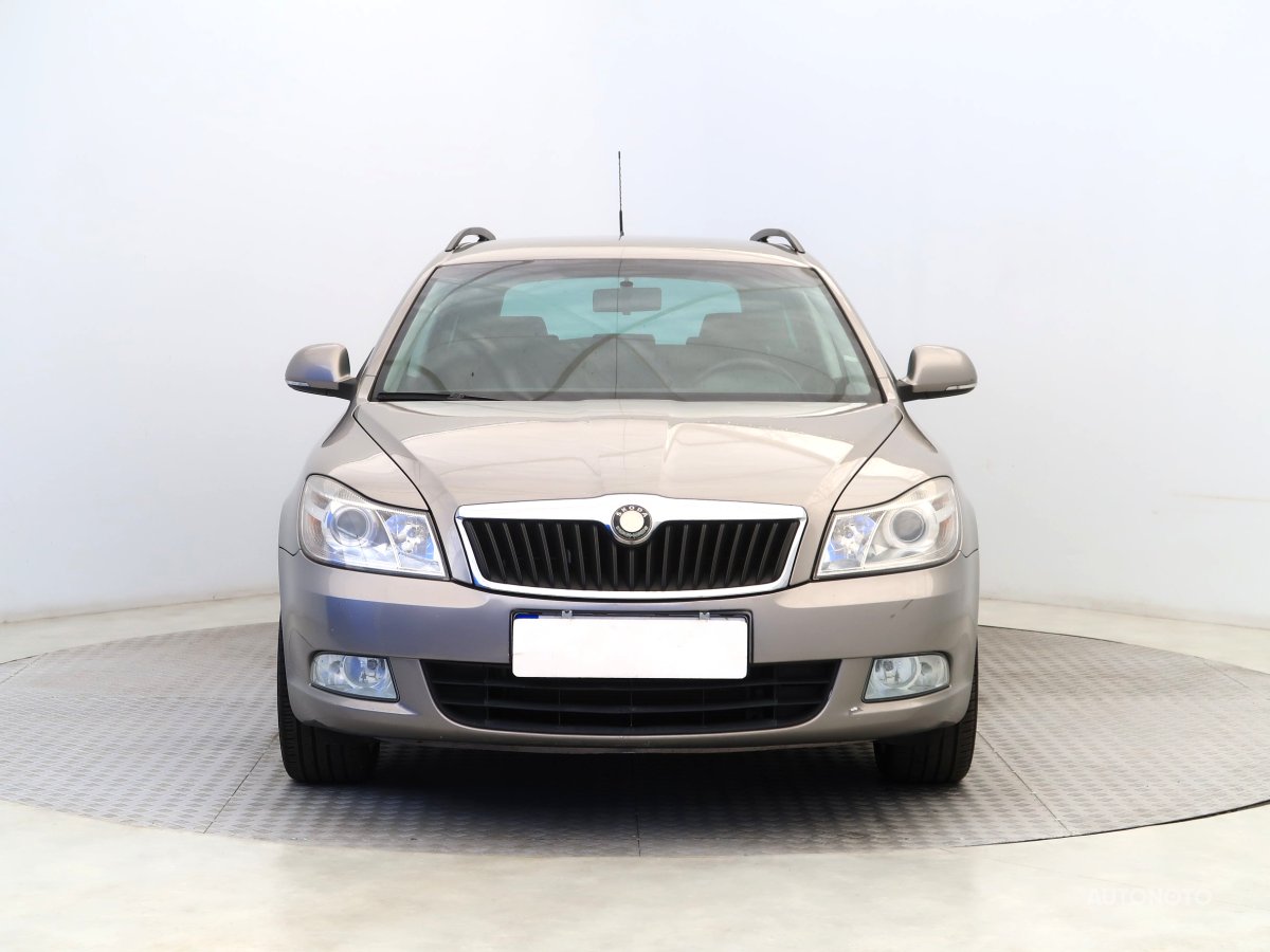 Škoda Octavia, 2009 - pohled č. 2