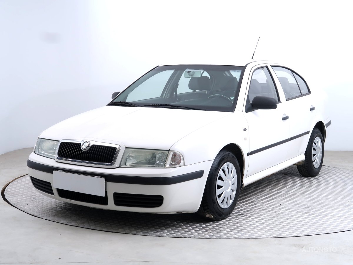 Škoda Octavia, 2003 - pohled č. 3