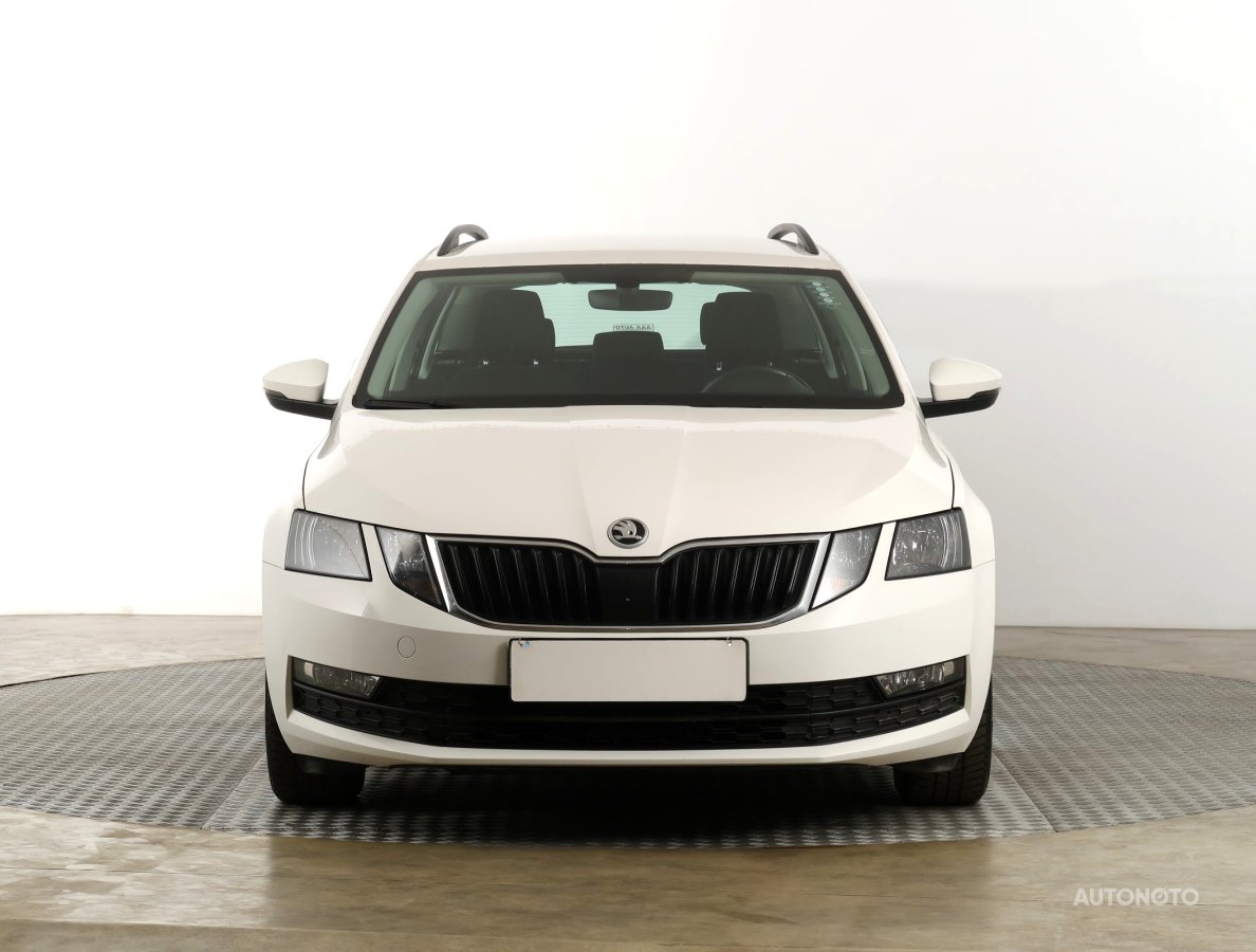 Škoda Octavia, 2019 - pohled č. 2