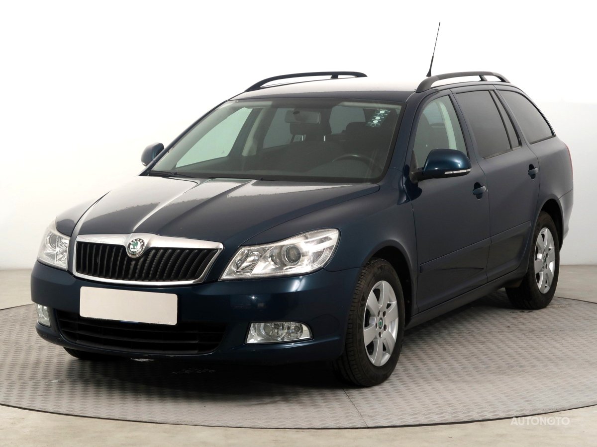 Škoda Octavia, 2012 - pohled č. 3