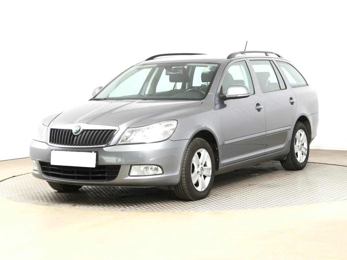 Škoda Octavia, 2012 - pohled č. 3
