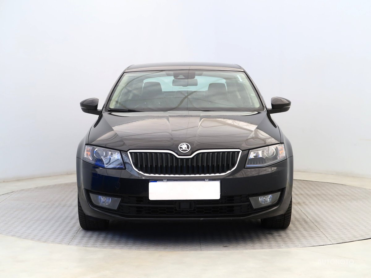 Škoda Octavia, 2015 - pohled č. 2