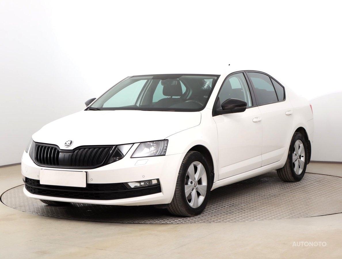 Škoda Octavia, 2020 - pohled č. 3