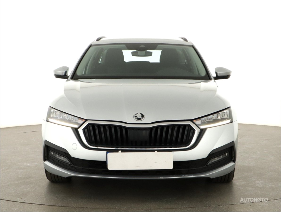 Škoda Octavia, 2021 - pohled č. 2