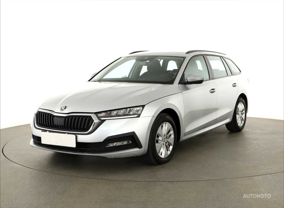 Škoda Octavia, 2021 - pohled č. 3