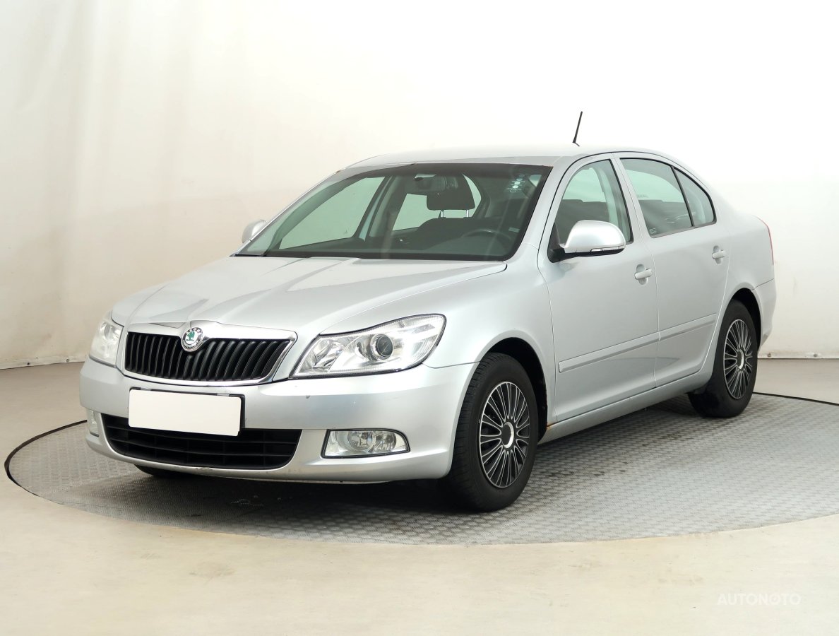 Škoda Octavia, 2012 - pohled č. 3