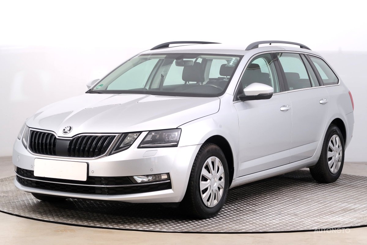 Škoda Octavia, 2017 - pohled č. 3