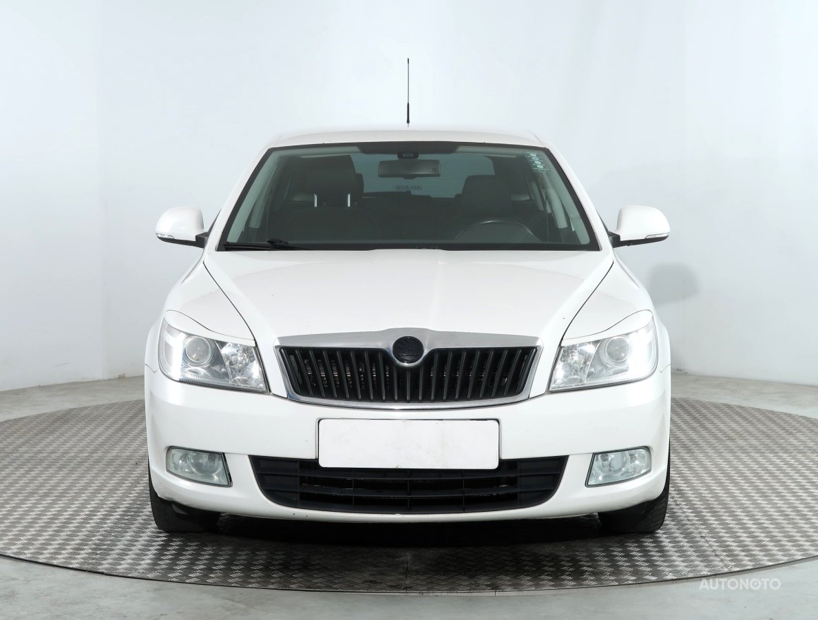 Škoda Octavia, 2011 - pohled č. 2