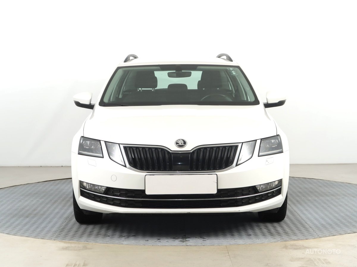 Škoda Octavia, 2018 - pohled č. 2