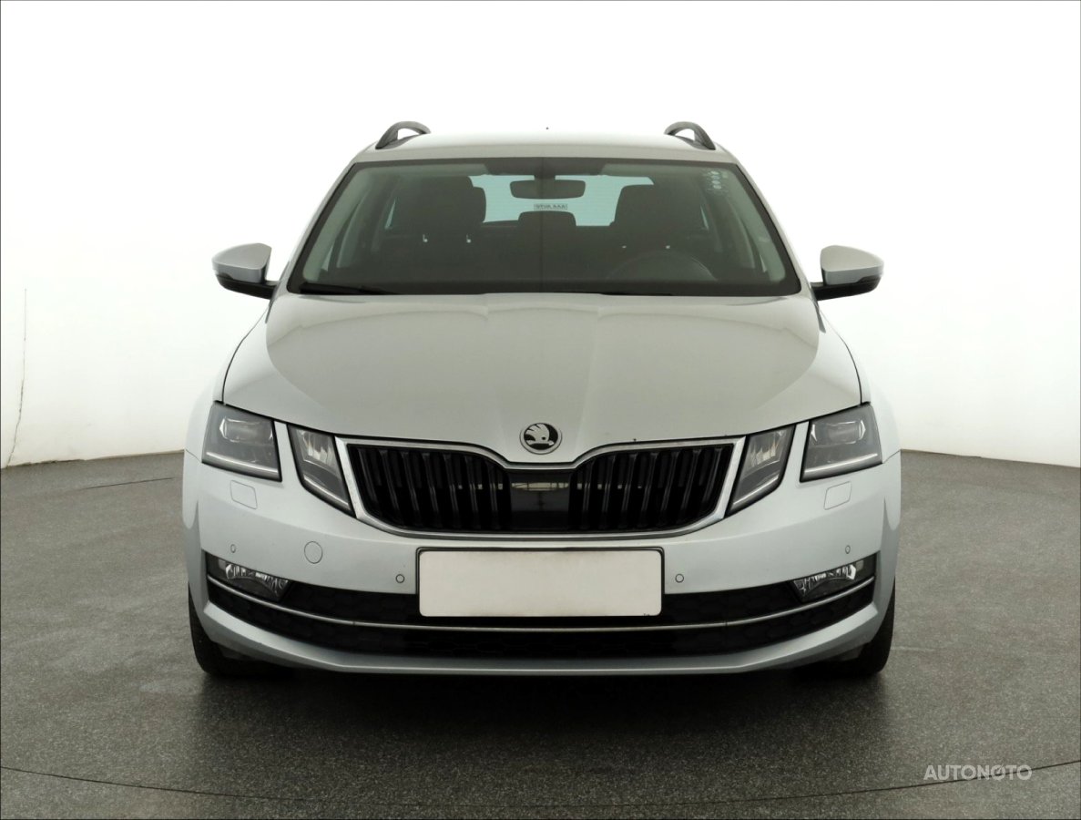 Škoda Octavia, 2018 - pohled č. 2