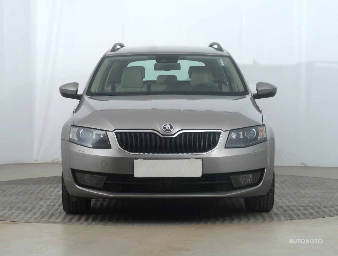 Škoda Octavia, 2013 - pohled č. 2
