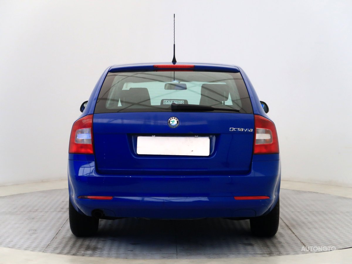 Škoda Octavia, 2010 - pohled č. 2