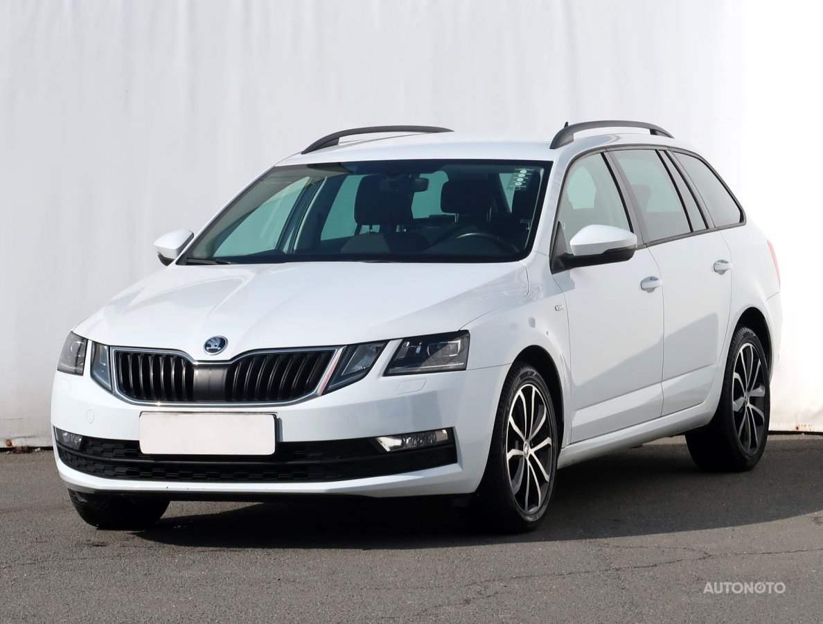 Škoda Octavia, 2019 - pohled č. 3