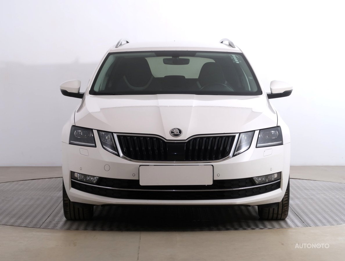 Škoda Octavia, 2019 - pohled č. 2
