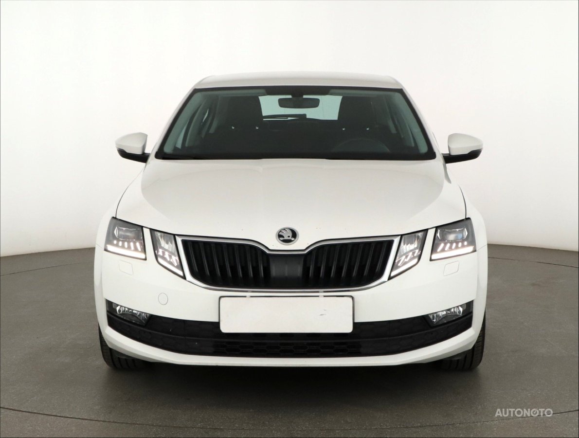 Škoda Octavia, 2018 - pohled č. 2