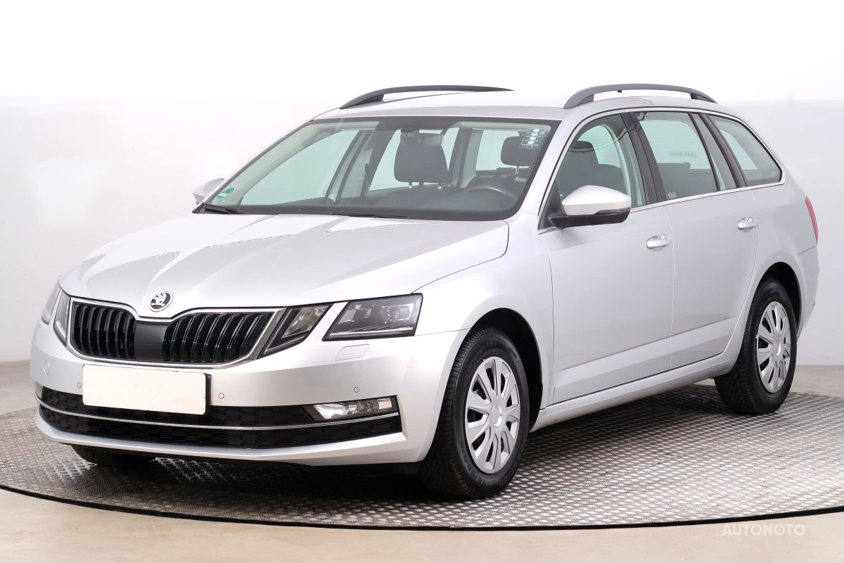 Škoda Octavia, 2017 - pohled č. 3