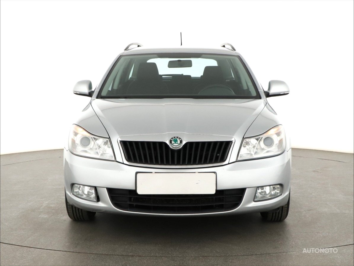 Škoda Octavia, 2012 - pohled č. 2