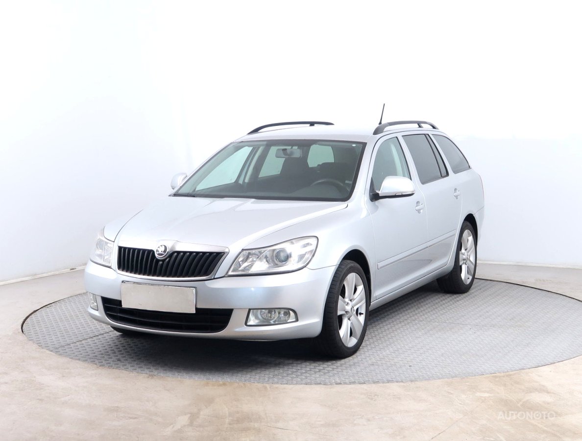 Škoda Octavia, 2012 - pohled č. 3